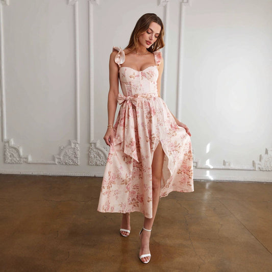 Amélie – Franse bloemenjurk met retro corset en slankmakende taille